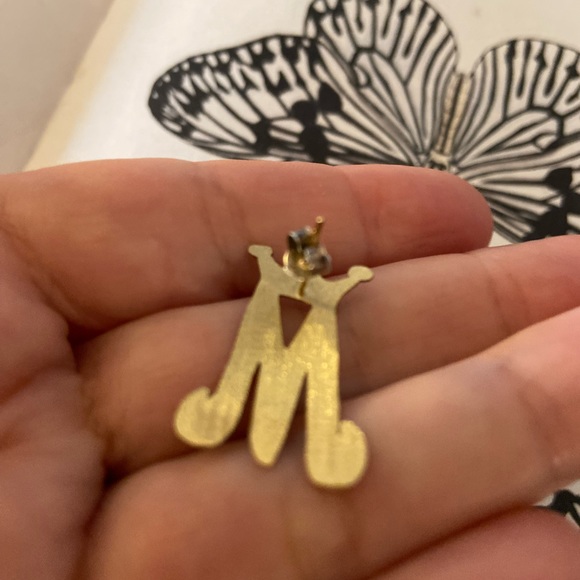 10K Solid Yellow Gold Crown Initial Letter Stud Earrings - "M" - Picture 6 of 11